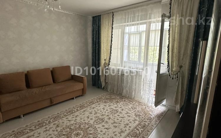 1-комнатная квартира · 60 м² · 2/5 этаж, пгт Балыкши, Бейбітшілік 70 за 200 000 ₸ в Атырау — фото 2