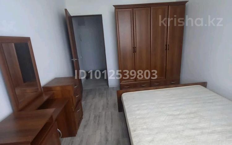 2-бөлмелі пәтер · 56 м² · 5/5 қабат, мкр Карасу, Сулейманова 270, бағасы: 15 млн ₸ в Таразе — фото 2