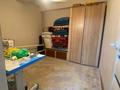 Үйдің бір бөлігі · 2 бөлме · 50 м² · 8 жүзд., Жексенбаева 29 — Центр район кирова рядом цон общ двор на три хоз, бағасы: 9.5 млн ₸ в Уральске — фото 2
