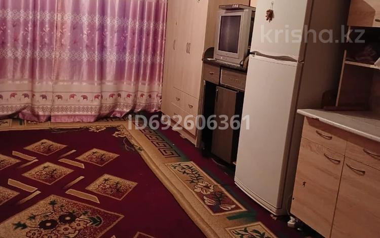 1-комнатная квартира, 21 м², 5/5 этаж, каратюбинское шоссе 34 за 5 млн 〒 в Шымкенте, Енбекшинский р-н — фото 2