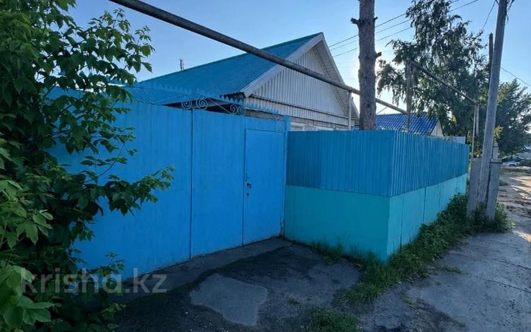 Отдельный дом · 2 комнаты · 50.1 м² · 2.7 сот., Комарова за 17.5 млн ₸ в Костанае — фото 2