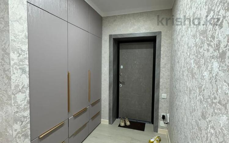 3-комнатная квартира, 120 м², 2/5 этаж помесячно, Алтын орда 9/4