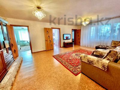 4-комнатная квартира, 88.4 м², 3/5 этаж, Камзина 114А за 24 млн 〒 в Павлодаре
