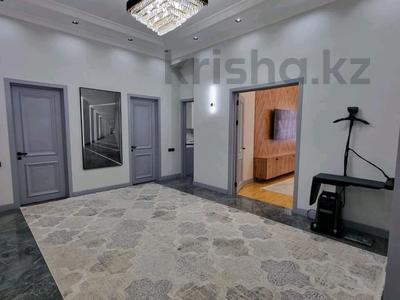 4-комнатная квартира · 164 м² · 1/10 этаж, 18А мкр 7 за 76 млн 〒 в Актау