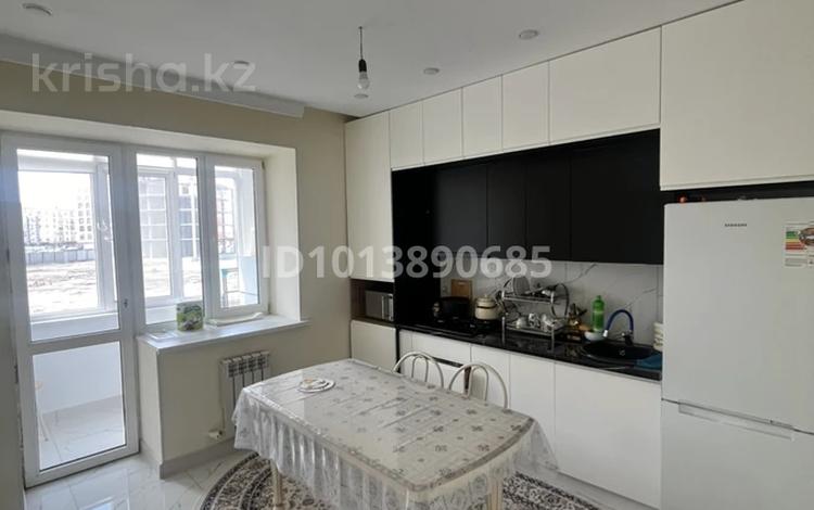 2-бөлмелі пәтер · 70 м² · 2/10 қабат, Нұрсая ш/а., Т. Жумагалиева 10, бағасы: 260 000 ₸ в Атырау, мкр Нурсая — фото 6