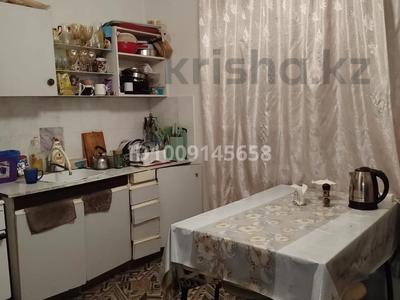 3-комнатная квартира · 120 м² · 9/9 этаж, 4 мкр за 120 000 〒 в Аксае