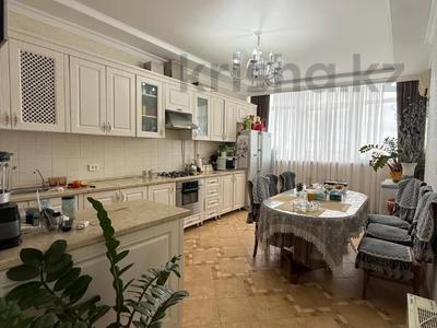 3-комнатная квартира · 106 м² · 8/11 этаж, Есет Батыра 108 А за 38 млн ₸ в Актобе