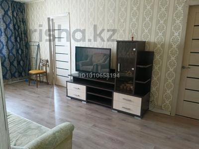 2-комнатная квартира · 46 м² · 2/5 этаж, Майкудук, Майкудук, 16й микрорайон 37 за 110 000 〒 в Караганде, Алихана Бокейханова р-н
