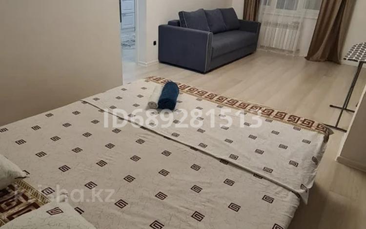 1-бөлмелі пәтер · 40 м² · 3/20 қабат, Мангылык ел 54 — Абыш Кекылбаева, бағасы: 15 000 ₸ в Астане, Есильский р-н — фото 2
