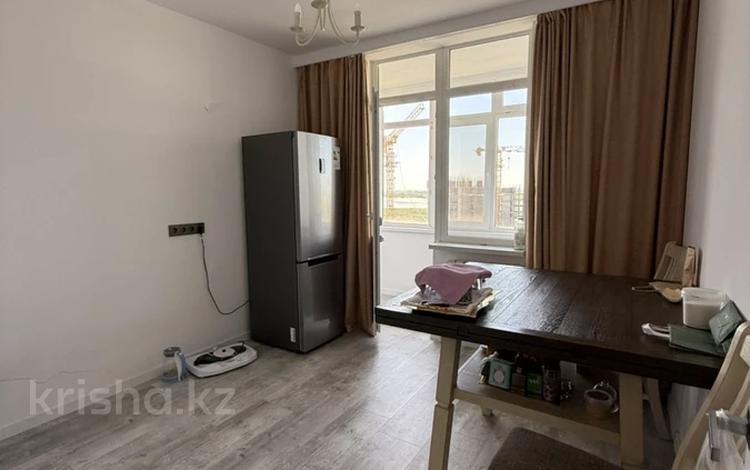 1-бөлмелі пәтер · 40 м² · 10 қабат, Чингиза Айтматова 33, бағасы: 20.9 млн ₸ в Астане, Нура р-н — фото 8