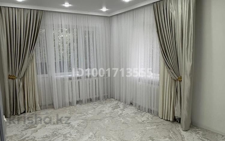 2-комнатная квартира · 45 м² · 2/5 этаж, Женис за 22 млн ₸ в Астане, Сарыарка р-н — фото 2