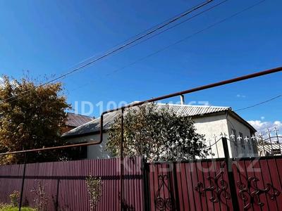 Отдельный дом · 5 комнат · 150 м² · 10 сот., мкр Уркер, Мкр Уркер наурызбай батыр 15 за 52 млн 〒 в Астане, Нура р-н