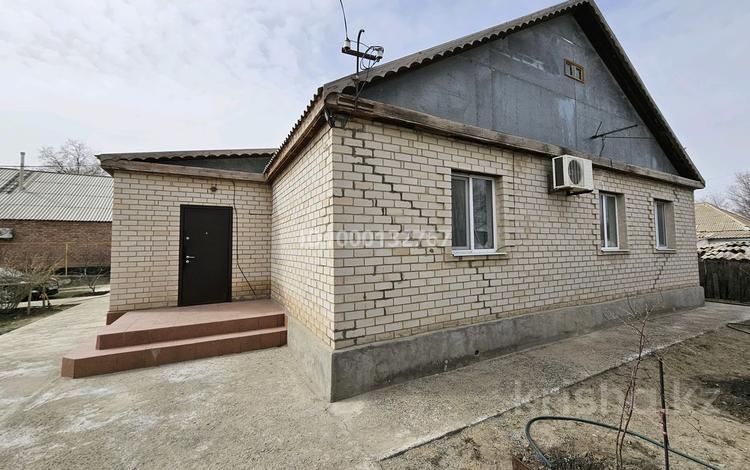 Отдельный дом · 4 комнаты · 120 м² · 7 сот., мкр Атырау, Актамберди жырау 1 — Возле ресторана Ак босага за 28 млн ₸ — фото 2