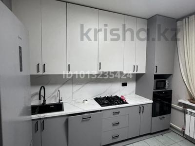 3-комнатная квартира · 72 м² · 2/9 этаж, мкр Аксай-5 5а — Аксай-5, 5а за 58 млн ₸ в Алматы, Ауэзовский р-н
