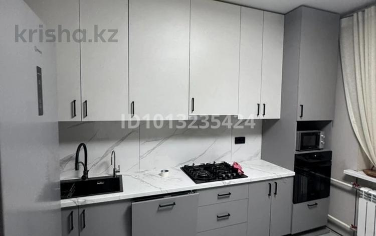3-комнатная квартира · 72 м² · 2/9 этаж, мкр Аксай-5 5а — Аксай-5, 5а за 58 млн ₸ в Алматы, Ауэзовский р-н — фото 2