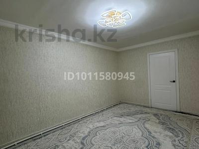 Отдельный дом · 2 комнаты · 42 м² · 2 сот., Шакен айманов 22/14 — Орталықта за 10.5 млн ₸ в Жетысае