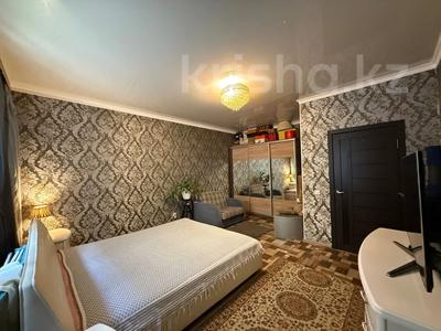 2-комнатная квартира · 68 м² · 1/5 этаж, проспект Достык 117/5 — Назарбаева за ~ 54 млн 〒 в Алматы, Медеуский р-н