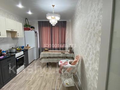 2-комнатная квартира · 65 м² · 2/5 этаж, Акадeмическая 9/10 — КООПЕР за 26.5 млн ₸ в Караганде, Казыбек би р-н