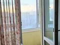 1-комнатная квартира, 36 м², 9/9 этаж помесячно, Ауэзова 5а за 200 000 〒 в Усть-Каменогорске — фото 4