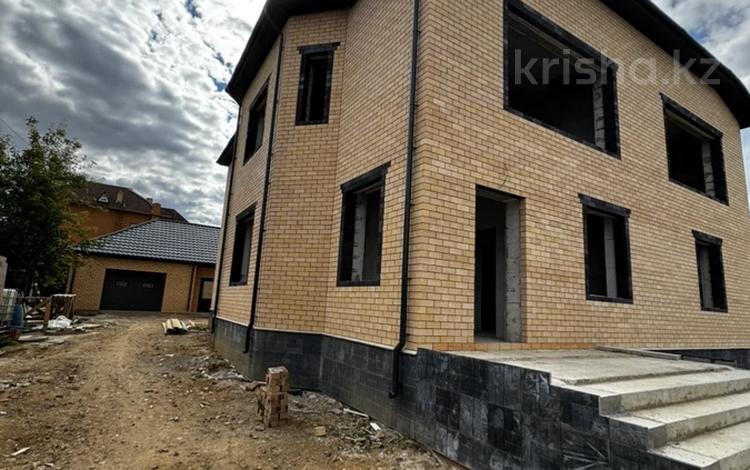 Жеке үй · 5 бөлме · 400 м² · 10 жүзд., Нурпеисова 13а, бағасы: 150 млн ₸ в Кокшетау — фото 2