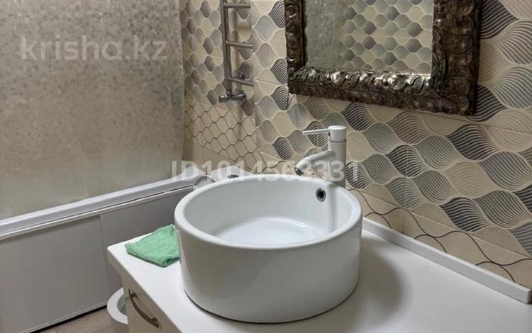 2-комнатная квартира · 55 м² · 15/19 этаж, Брусиловского 159 за 290 000 ₸ в Алматы, Алмалинский р-н — фото 8