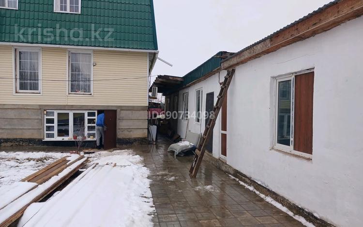 Отдельный дом · 5 комнат · 312 м² · 9 сот., пгт Балыкши, Жазыкбаева 10 — Детский сад Кулыншак за 42 млн 〒 в Атырау — фото 2