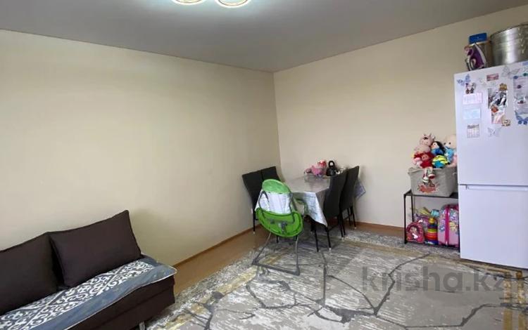 1-комнатная квартира · 41.1 м² · 9/9 этаж, Карагайлы 84 за 17.5 млн ₸ в Семее — фото 2