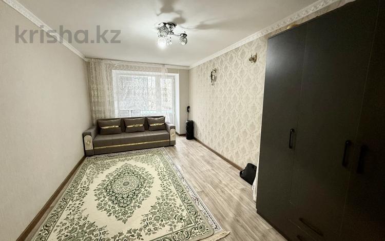 1-бөлмелі пәтер · 28 м² · 2/5 қабат, проспект Абая, бағасы: 8.5 млн ₸ в Актобе — фото 2
