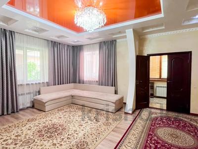 Жеке үй · 7 бөлме · 245 м² · 10 жүзд., Ул.Алматы 43 — Кадыргали Жалайыри, бағасы: 97 млн ₸ в Талдыкоргане, мкр Жастар