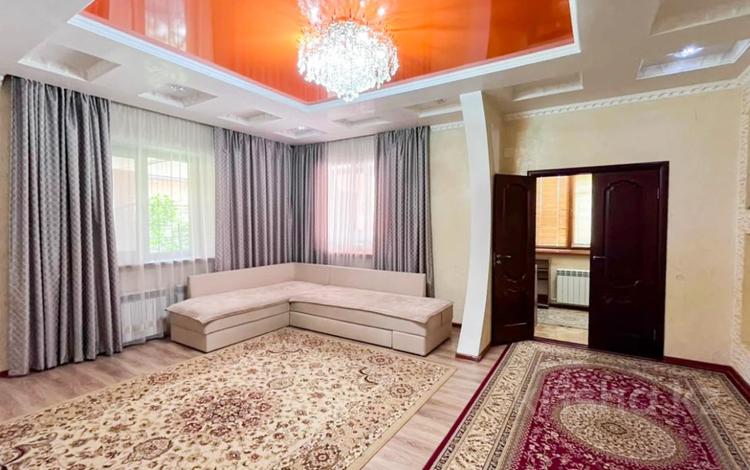 Жеке үй · 7 бөлме · 245 м² · 10 жүзд., Ул.Алматы 43 — Кадыргали Жалайыри, бағасы: 97 млн ₸ в Талдыкоргане, мкр Жастар — фото 108
