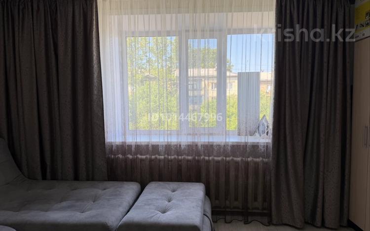 1-комнатная квартира · 34 м² · 5/5 этаж, Сортировка, Локомотивная 155/2 — Школа номер 85 за 5.5 млн ₸ в Караганде, Алихана Бокейханова р-н — фото 2