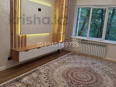 3-комнатная квартира · 65 м² · 2/5 этаж, мкр №5 21 А — Абая Алтынсарина за 49.5 млн ₸ в Алматы, Ауэзовский р-н