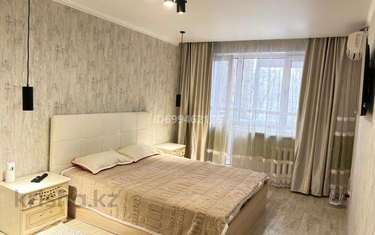 1-комнатная квартира · 40 м² · 3/5 этаж, Кердери 127 — Льва Толстого остановка за 13 000 ₸ в Уральске, мкр Школьник — фото 9