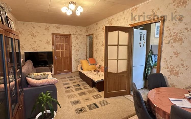 2-бөлмелі пәтер · 48.6 м² · 5/5 қабат, Пришахтинск, 23й микрорайон 46, бағасы: 9.5 млн ₸ в Караганде, Алихана Бокейханова р-н — фото 3