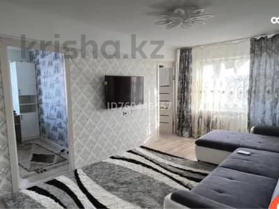 3-комнатная квартира · 60 м², Калмыкова 1/2 за 210 000 〒 в Балхаше