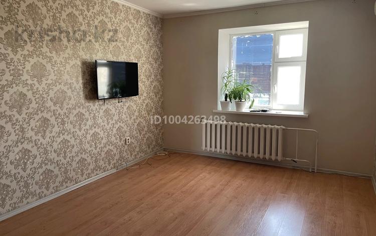 1-комнатная квартира · 41.1 м² · 5/5 этаж, мкр Кадыра Мырза-Али 7 за 120 000 ₸ в Уральске — фото 2