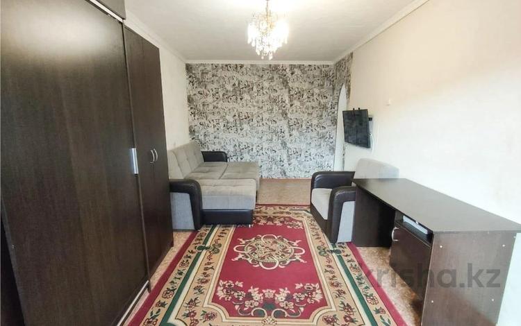 1-комнатная квартира · 30 м² · 5/5 этаж, мкр Юго-Восток, Мкр Юго-Восток пр. Республики — Средняя школа 15 за 11.5 млн ₸ в Караганде, Казыбек би р-н — фото 3
