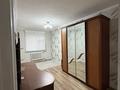 3-комнатная квартира · 56 м² · 2/5 этаж, Республика 15 — 15 мектеп 20 мектеп за 200 000 ₸ в Шымкенте, Аль-Фарабийский р-н — фото 2