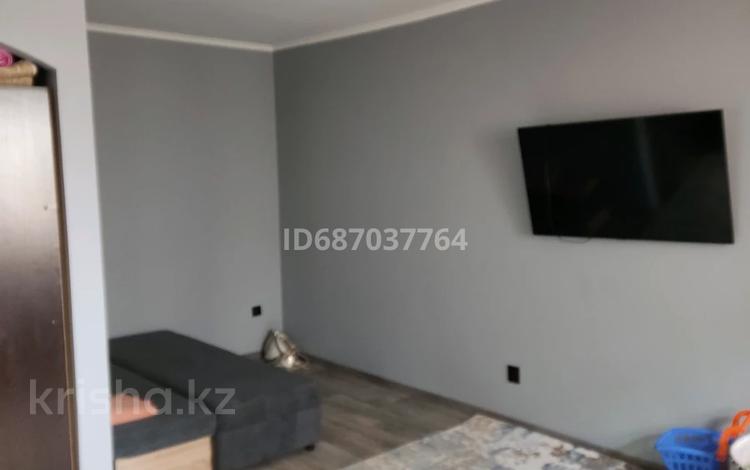 1-комнатная квартира · 38.8 м² · 5/9 этаж, мкр Аксай-1А, Мкр. Аксай-1A — Угол Райымбека - Момышулы за 27 млн ₸ в Алматы, Ауэзовский р-н — фото 2