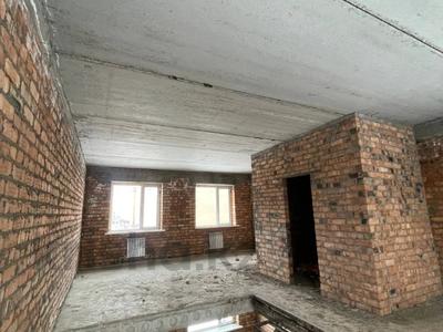 3-комнатная квартира, 97.45 м², 1 этаж, Красина за 35 млн 〒 в Усть-Каменогорске