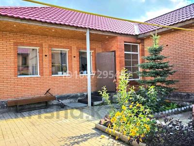 Отдельный дом · 7 комнат · 250 м² · 10 сот., Шолпан жандарбекова 25 за 105 млн 〒 в Астане, Нура р-н