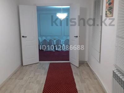 Дом · 2 комнаты · 200 м², Лизы Чайкиной 2 а за 70 000 〒 в Костанае