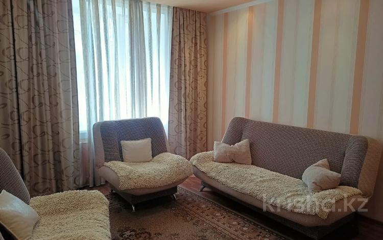 3-комнатная квартира · 61.3 м² · 1/3 этаж, ул. Абая — Д/с Айгөлек, Парк Восток, школа №5 за 10.5 млн ₸ в Темиртау — фото 2