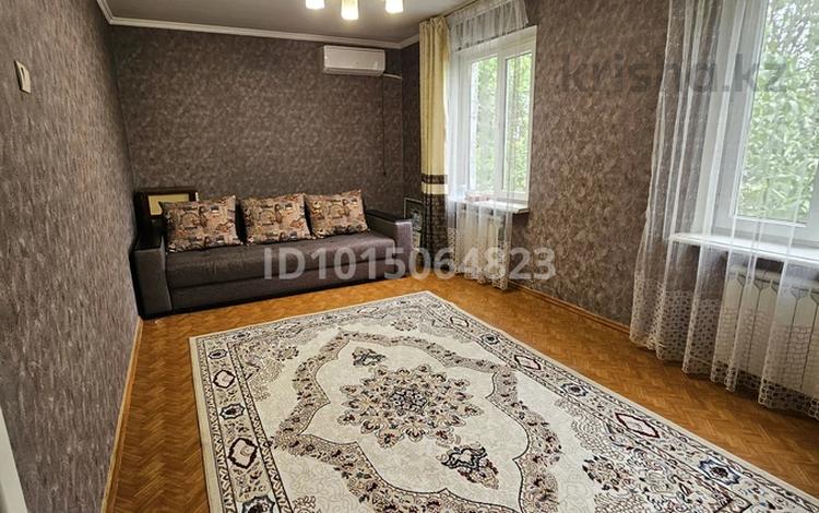 3-комнатная квартира · 57 м² · 5/5 этаж, Муратбаева 183 за 370 000 ₸ в Алматы, Алмалинский р-н — фото 2