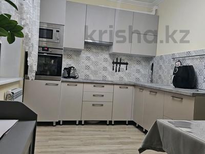 2-бөлмелі пәтер, 63 м², 9/9 қабат, Сатпаева 5 Б — Кулманова Владимирская, бағасы: 26 млн 〒 в Атырау