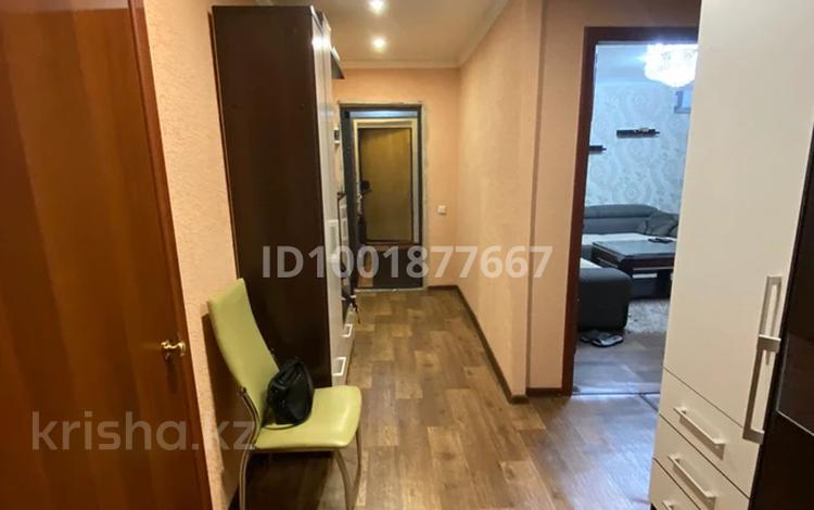 3-бөлмелі пәтер · 65 м² · 1/9 қабат, Абая 72, бағасы: 21 млн ₸ в Экибастузе — фото 2