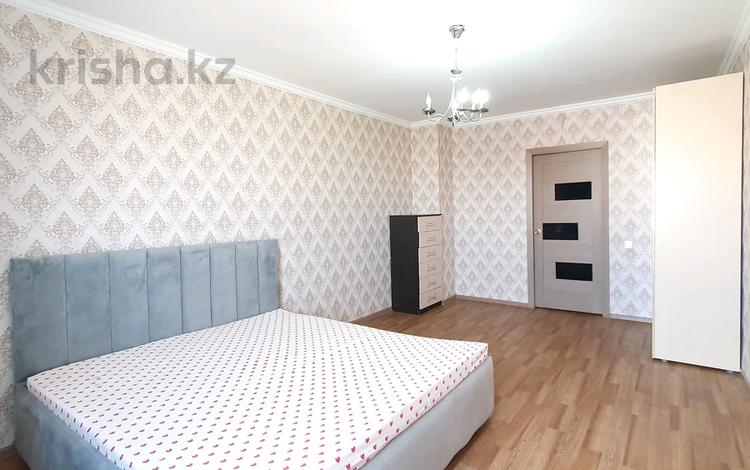 3-бөлмелі пәтер · 98.9 м² · 9/9 қабат, 12 ш/а. 51, бағасы: 25 млн ₸ в Актобе, мкр 12 — фото 2