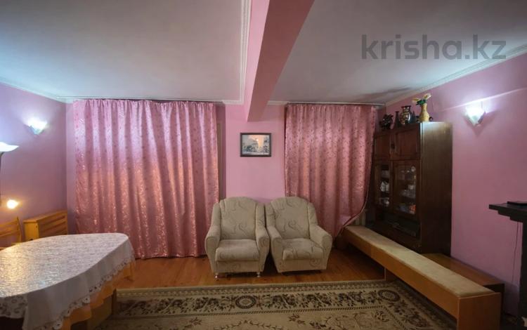 3-комнатная квартира · 80.7 м² · 1/5 этаж, Назарбаева 79/2 за 22.5 млн ₸ в Усть-Каменогорске — фото 9