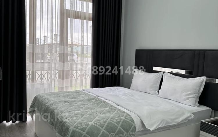 3-комнатная квартира · 75 м² · 1/2 этаж, Батырбекова 27/1 за 20 000 〒 в Туркестане — фото 2