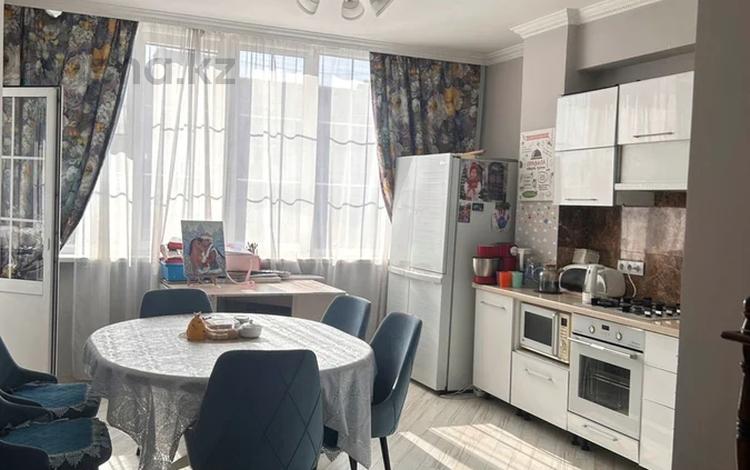3-бөлмелі пәтер · 95.5 м² · 8/9 қабат, мкр Аксай-1А, бағасы: 56 млн ₸ в Алматы, Ауэзовский р-н — фото 12